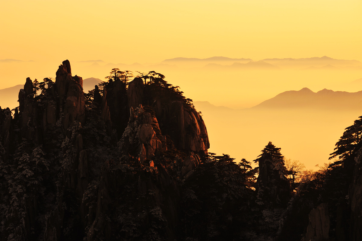 黃山、國(guó)畫(huà)里鄉(xiāng)村--宏村、西遞古村落臥飛4日