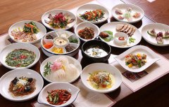 春游品嘗韓國(guó)美食